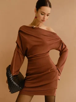 Hot Off-Shoulder Pleated Jersey Short Dress Casual Dresses|Work Dresses