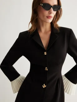 New V-Neck Two-Tone Pleated Button Dress Black Dresses|Casual Dresses